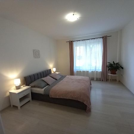 Апартаменты Spi V Kuklenach 1 Градец-Кралове Экстерьер фото